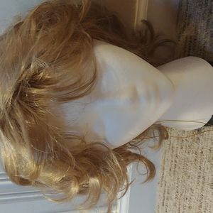 NWT Padilla Young Sawyer Wig Blonde W/Stand